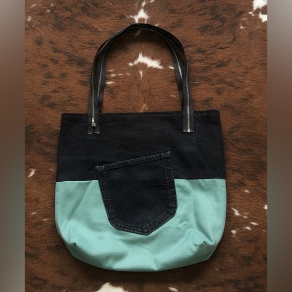 Unbranded Handmade Upcycled Medium Size Tote Bag Denim Flannel Zipper handles